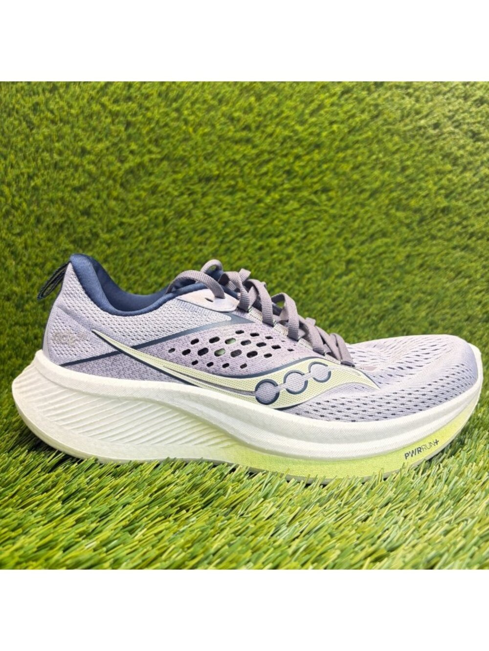 Saucony Ride 17 Womens Size 8 Purple Athletic Running Walking Shoes Sneakers
